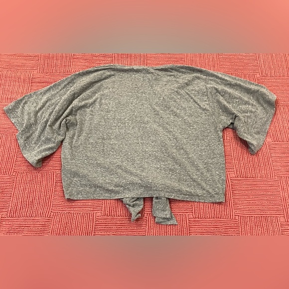 Lovestitch women’s medium Heather Gray Tie-Front Blouse - Picture 9 of 10